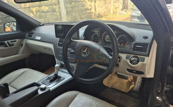 MERCEDES BENZ C250
