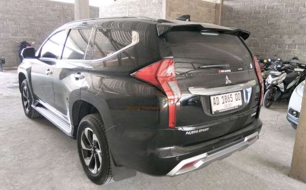 MITSUBISHI PAJERO SPORT 2.4L DAKAR-L (4X2)
