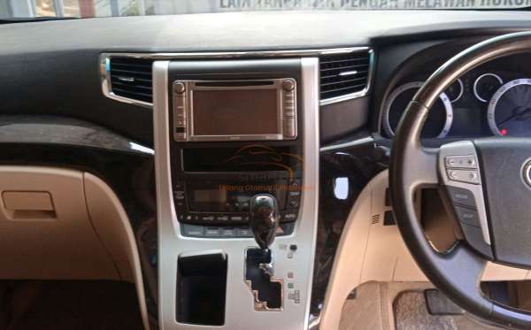 TOYOTA ALPHARD 3.5