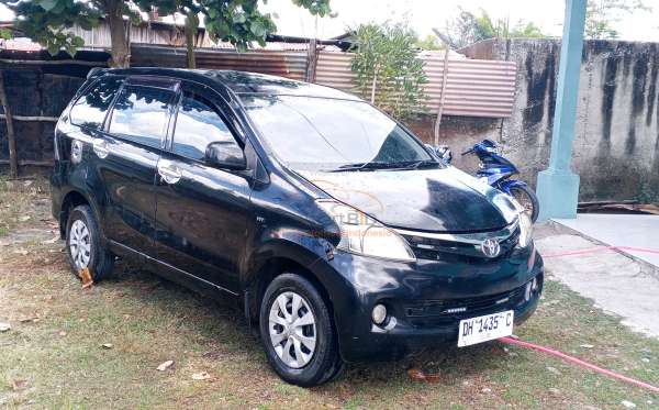 TOYOTA AVANZA 1.3 E