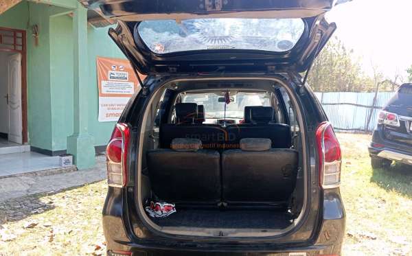 TOYOTA AVANZA 1.3 E
