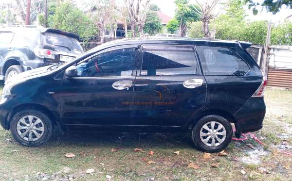 TOYOTA AVANZA 1.3 E
