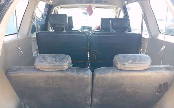 TOYOTA AVANZA 1.3 E