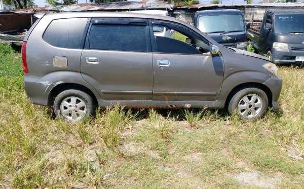 TOYOTA AVANZA 1.3 G
