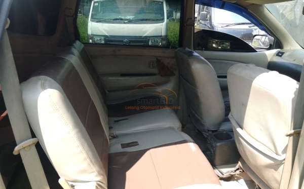 TOYOTA AVANZA 1.3 G