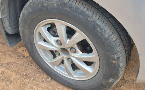 TOYOTA AVANZA G