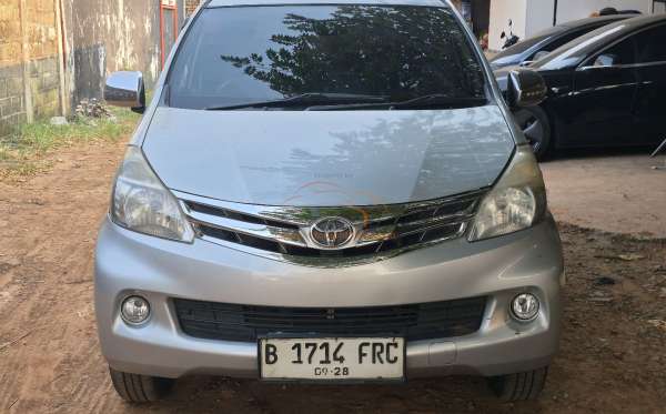 TOYOTA AVANZA G