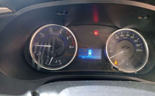 TOYOTA HILUX DOUBLE CABIN
