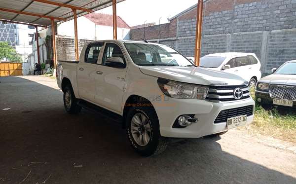 TOYOTA HILUX DOUBLE CABIN