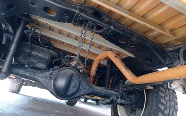TOYOTA HILUX DOUBLE CABIN
