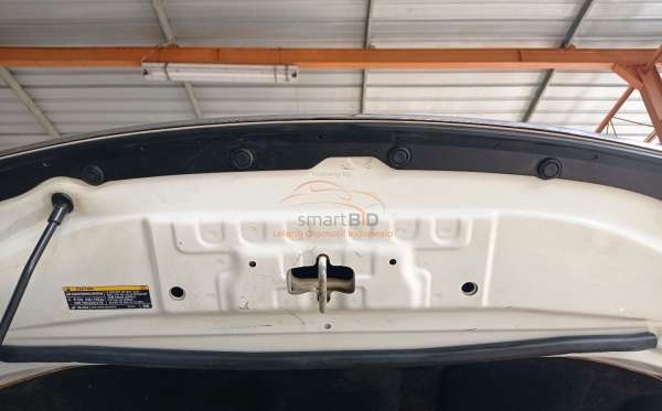 TOYOTA HILUX DOUBLE CABIN