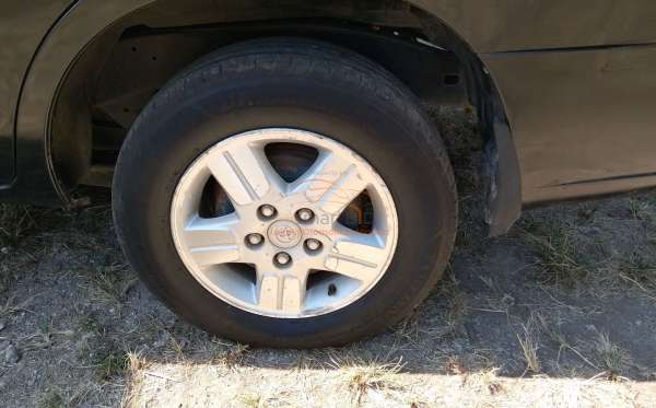TOYOTA INNOVA G