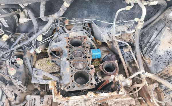 WULING CONFERO 1.5 DB MY (4X2)