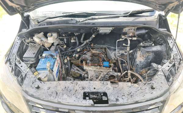 WULING CONFERO 1.5 DB MY (4X2)