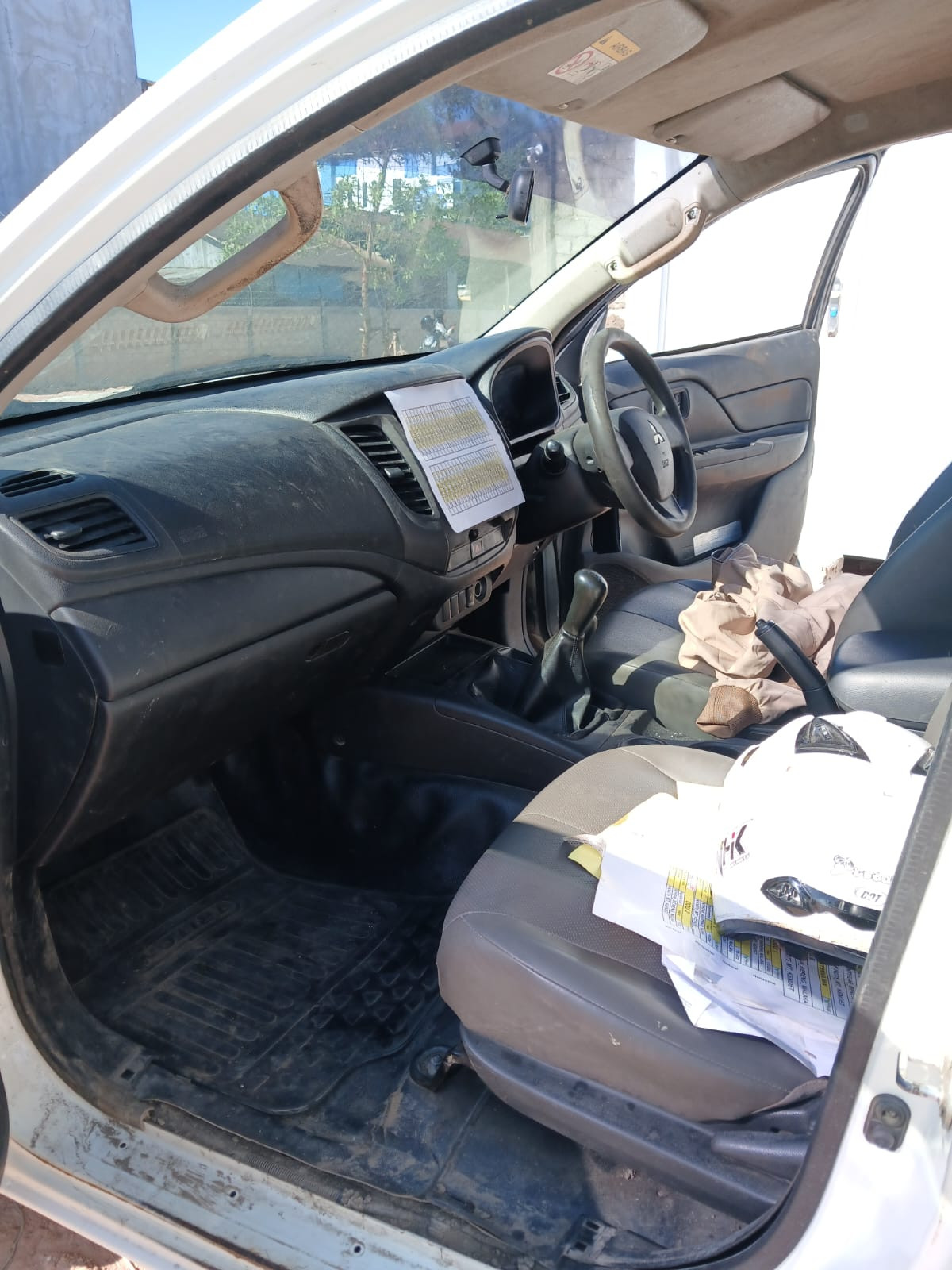 MITSUBISHI TRITON DC