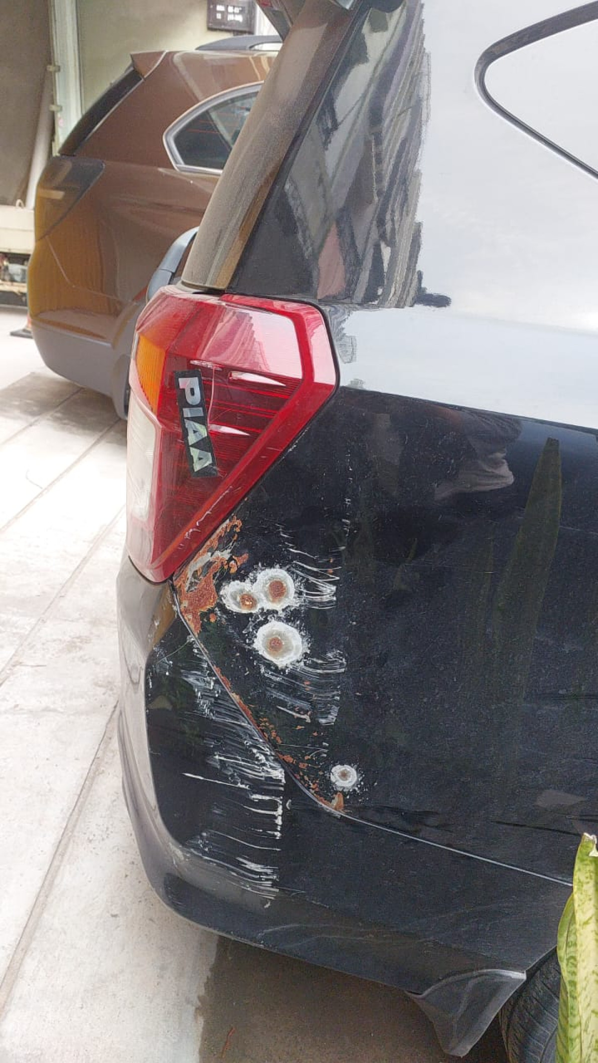 DAIHATSU  SIGRA  R