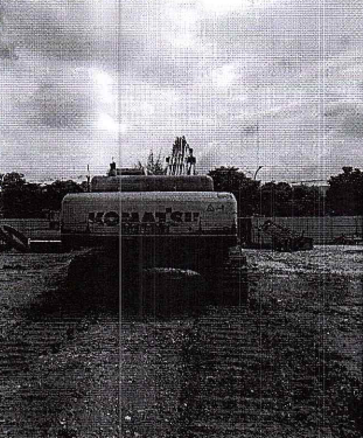 KOMATSU EXCAVATOR