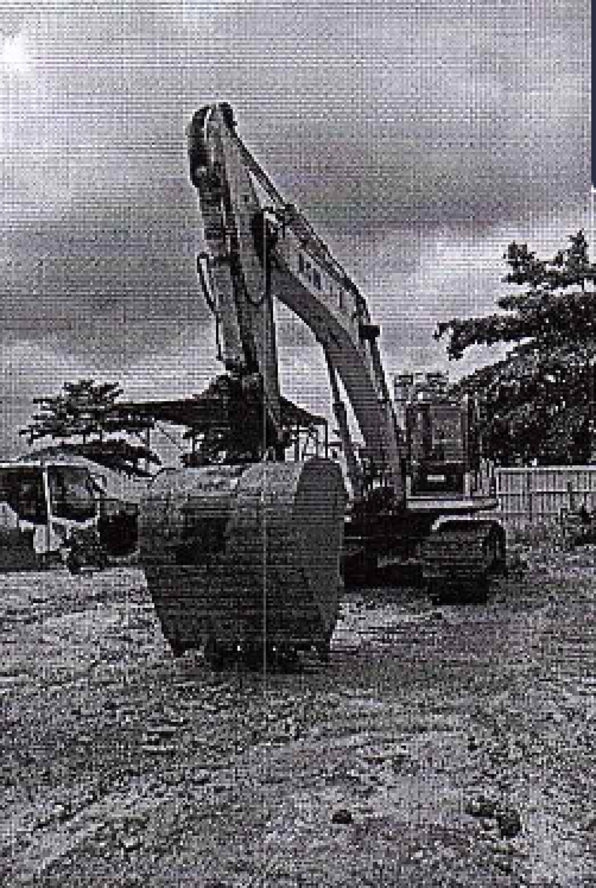 KOMATSU EXCAVATOR