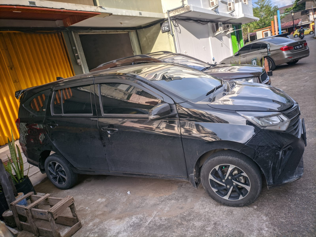 DAIHATSU  SIGRA  R