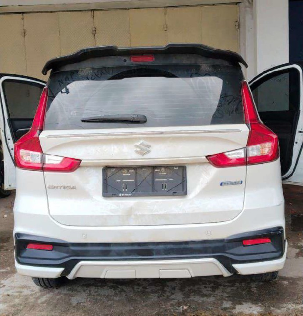 SUZUKI ERTIGA