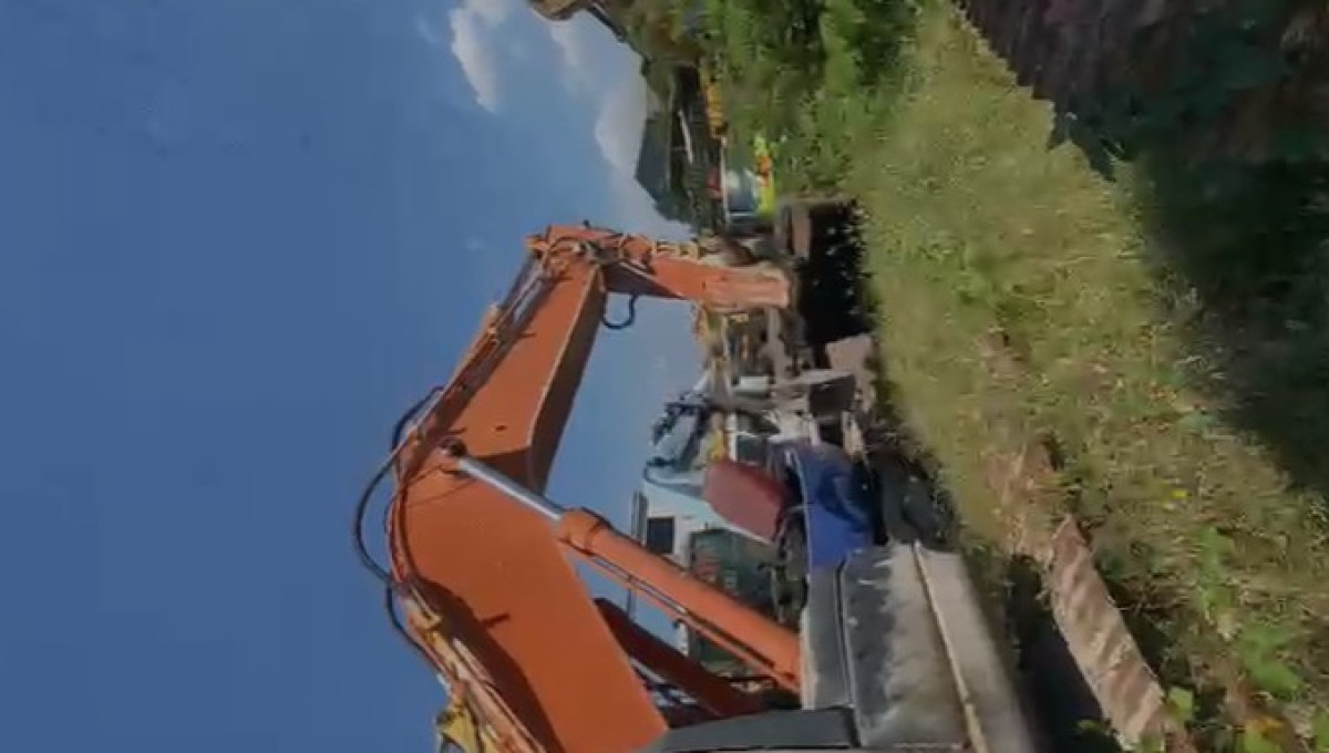 HITACHI ZX 350H-5G