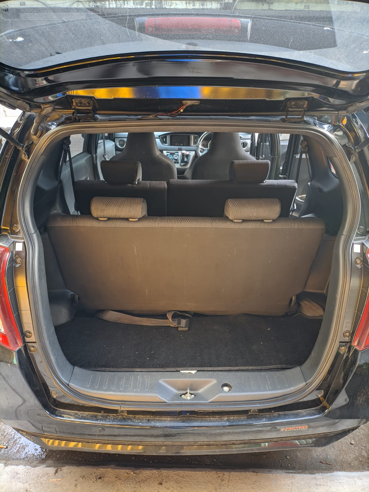 DAIHATSU  SIGRA  R