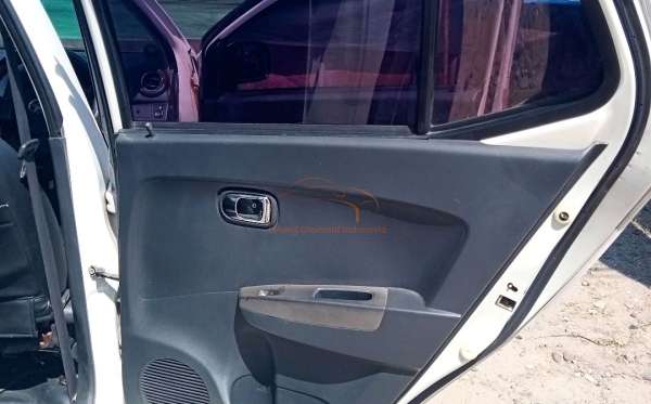 DAIHATSU AYLA 1.0 X