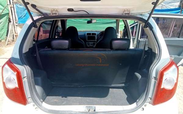 DAIHATSU AYLA 1.0 X