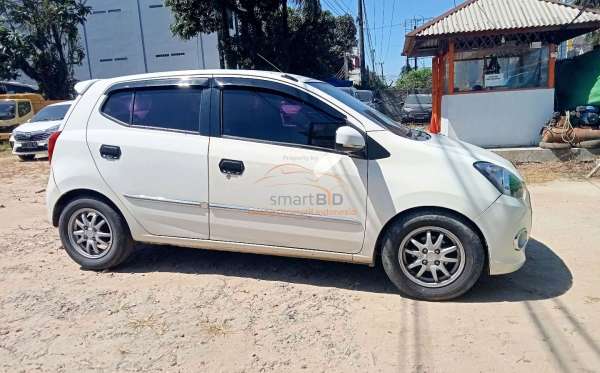 DAIHATSU AYLA 1.0 X