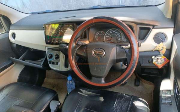 DAIHATSU SIGRA R