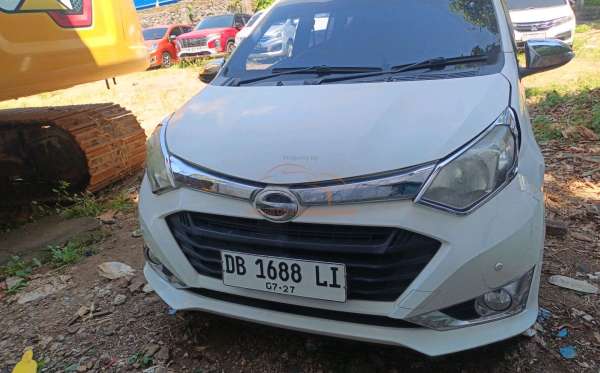 DAIHATSU SIGRA R