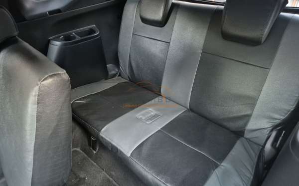 DAIHATSU SIGRA R