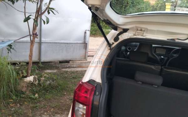 DAIHATSU SIGRA