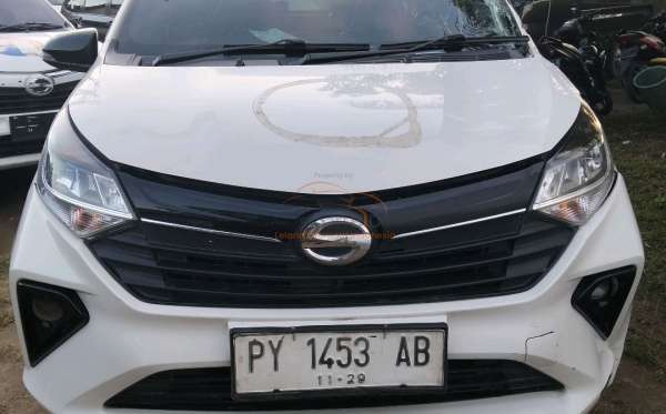 DAIHATSU SIGRA