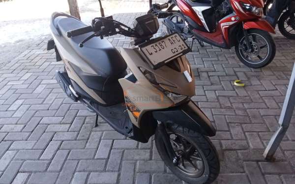 HONDA  BEAT STREET