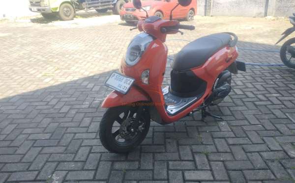 HONDA SCOOPY