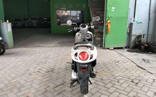 HONDA SCOOPY PRESTIGE