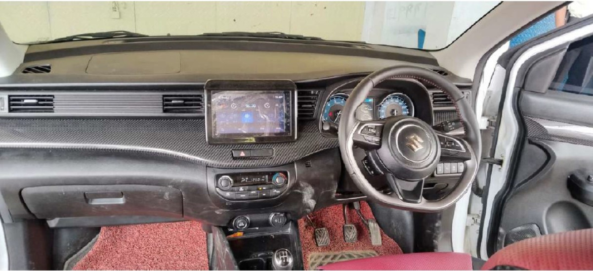 SUZUKI ERTIGA