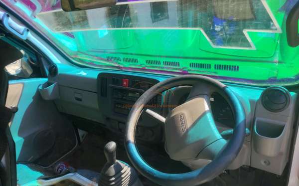 ISUZU TRAGA