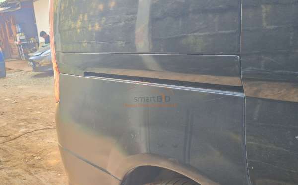 NISSAN  SERENA  HIGHWAY STAR