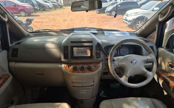 NISSAN  SERENA  HIGHWAY STAR