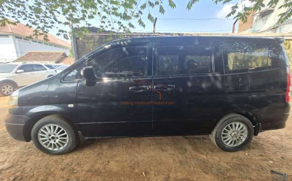 NISSAN  SERENA  HIGHWAY STAR