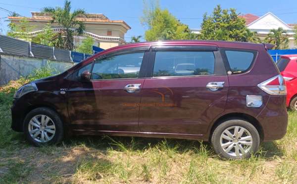 SUZUKI  ERTIGA