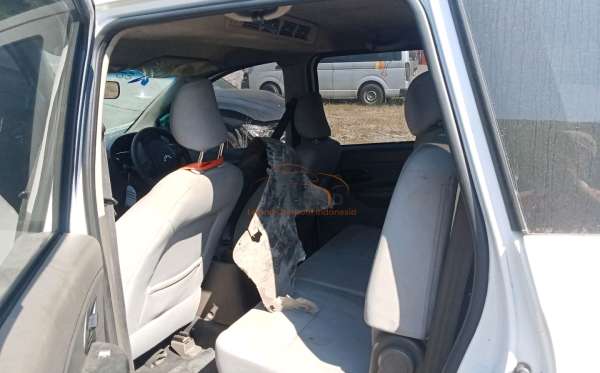 WULING CONFERO