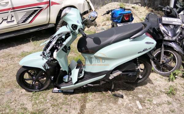 YAMAHA GRAND FILANO NEO HYBRID