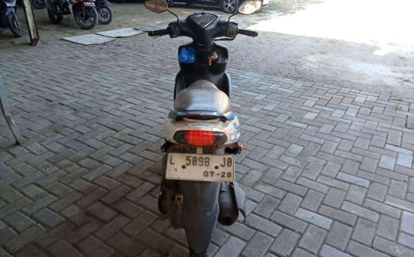 YAMAHA MIO J