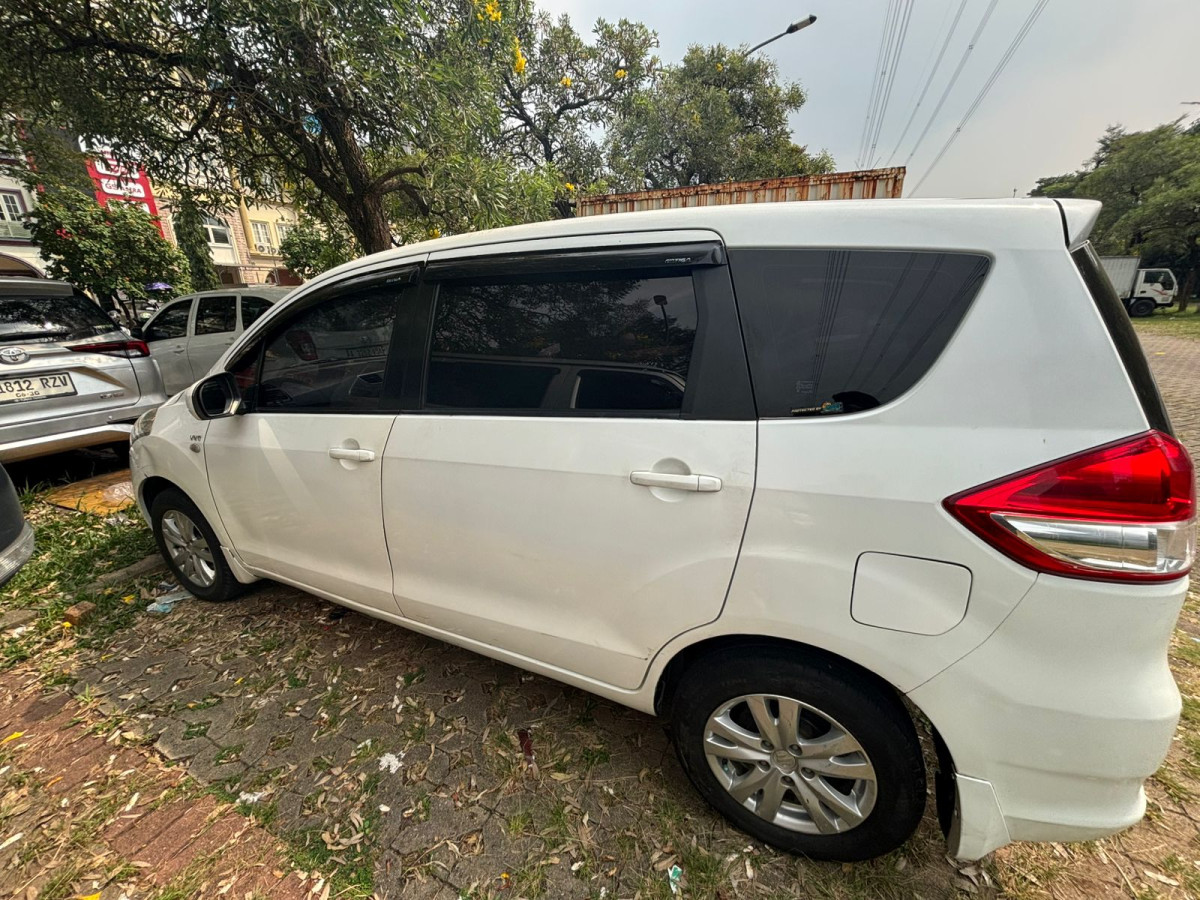 SUZUKI ERTIGA