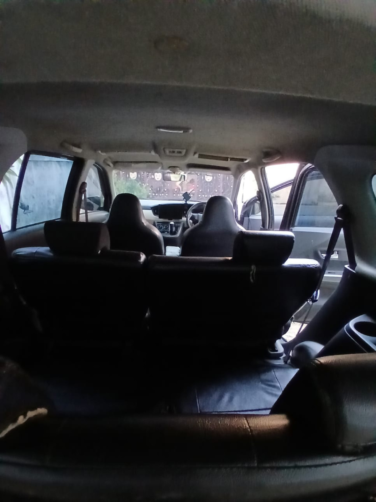 DAIHATSU SIGRA  R