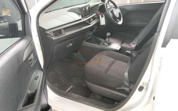 DAIHATSU AYLA