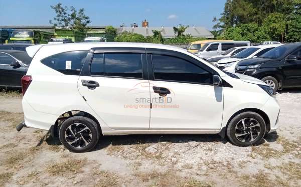 DAIHATSU SIGRA R